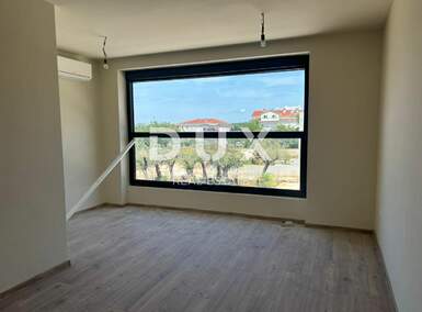 Trosoban stan, Poreč, prodaja, 310000 €, 61 m2