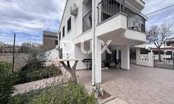 Kuca, Nin, Zaton, prodaja, 390000 €, 175 m2