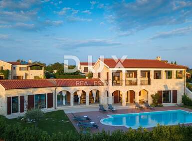 Kuca, Sveti Lovreč, prodaja, 880000 €, 250 m2