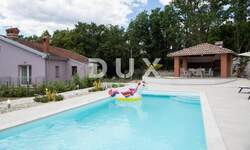 Kuca, Rijeka, Centar, prodaja, 1 €, 260 m2