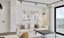 Trosoban stan, Umag, prodaja, 282000 €, 77 m2