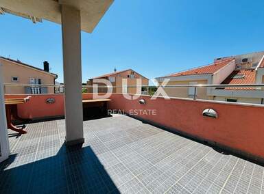 Trosoban stan, Novalja, prodaja, 154000 €, 52 m2