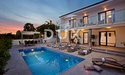 Kuca, Medulin, prodaja, 580000 €, 220 m2