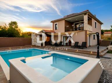 Kuca, Pula, Monteserpo - Komunal, prodaja, 750000 €, 150 m2