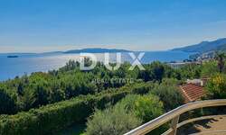 Cetvorosoban stan, Opatija, Pobri, prodaja, 450000 €, 96 m2