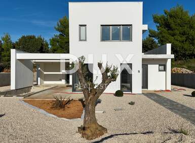 Kuca, Rab, Banjol, prodaja, 620000 €, 135 m2