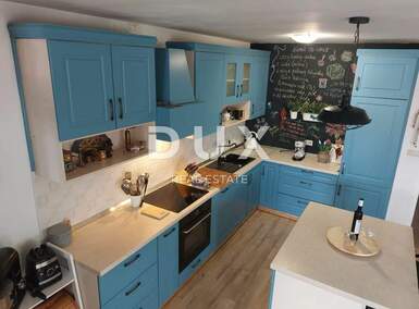 Cetvorosoban stan, Novi Vinodolski, prodaja, 380000 €, 131 m2