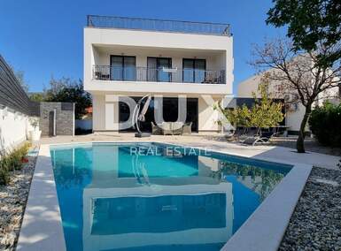 Kuca, Kraljevica, Šmrika, prodaja, 820000 €, 380 m2