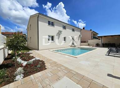 Kuca, Pula, Štinjan, prodaja, 950000 €, 260 m2