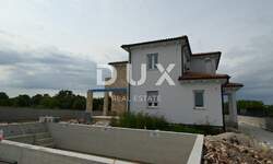 Kuca, Kanfanar, prodaja, 1050000 €, 360 m2