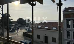 Trosoban stan, Umag, prodaja, 530000 €, 98 m2