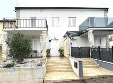 Kuca, Novigrad, prodaja, 380000 €, 84 m2