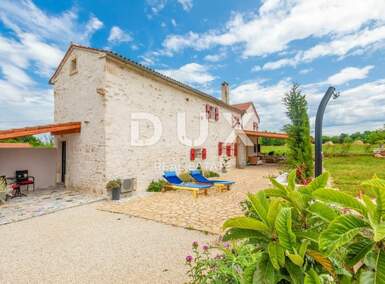 Kuca, Kanfanar, prodaja, 520000 €, 140 m2