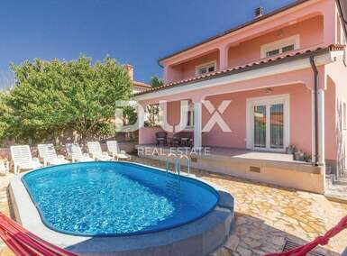 Kuca, Pula, Škatari, prodaja, 465000 €, 206 m2