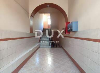 Cetvorosoban stan, Pula, Centar, prodaja, 199000 €, 73 m2