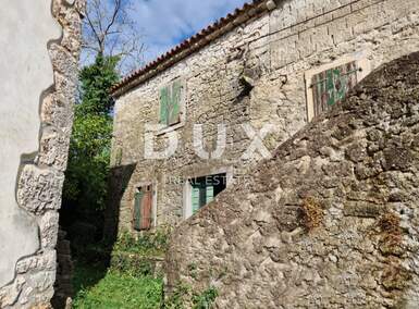 Kuca, Labin, prodaja, 90000 €, 138 m2