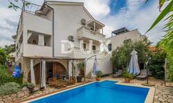 Cetvorosoban stan, Omišalj, Njivice, prodaja, 562500 €, 154 m2