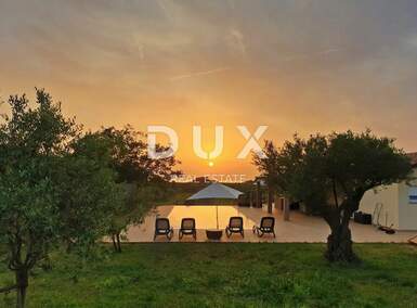 Kuca, Novigrad, prodaja, 1100000 €, 165 m2