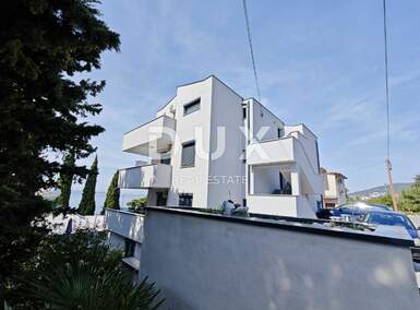 Kuca, Crikvenica, prodaja, 1350000 €, 440 m2