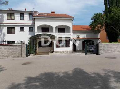 Kuca, Malinska-Dubašnica, Malinska, prodaja, 1100000 €, 472 m2