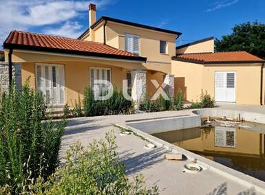 Kuca, Buje, Kaštel, prodaja, 580000 €, 170 m2