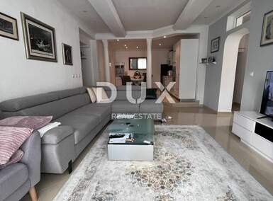 Trosoban stan, Rijeka, Zamet, prodaja, 220000 €, 89 m2