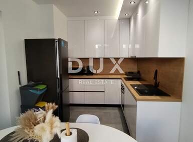 Trosoban stan, Pula, Stoja, prodaja, 240000 €, 71 m2