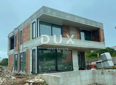 Kuca, Medulin, Banjole, prodaja, 780000 €, 157 m2