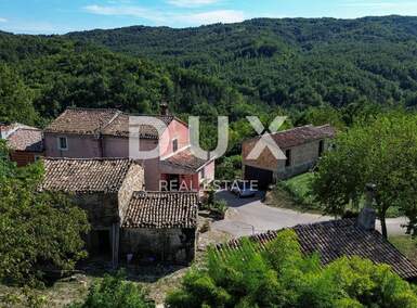 Kuca, Buzet, Hum, prodaja, 365000 €, 400 m2