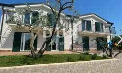 Kuca, Umag, Materada, prodaja, 750000 €, 280 m2