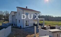 Kuca, Poreč, Bonaci, prodaja, 885000 €, 380 m2