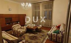 Trosoban stan, Pula, Vidikovac, prodaja, 207500 €, 88 m2