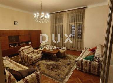 Trosoban stan, Pula, Vidikovac, prodaja, 207500 €, 88 m2