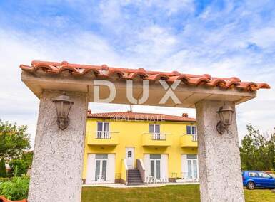 Kuca, Umag, prodaja, 727000 €, 262 m2