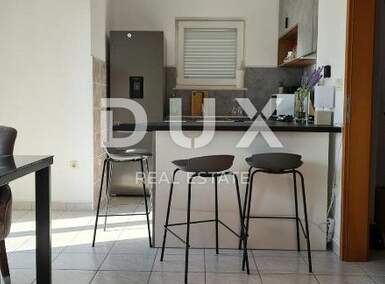 Trosoban stan, Pakoštane, prodaja, 210000 €, 62 m2