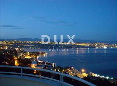 Cetvorosoban stan, Opatija, Opatija - Centar, prodaja, 700000 €, 200 m2