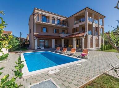 Kuca, Medulin, Banjole, prodaja, 1660000 €, 650 m2