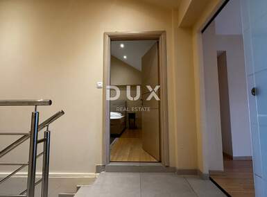 Cetvorosoban stan, Opatija, Opatija - Centar, prodaja, 950000 €, 185 m2