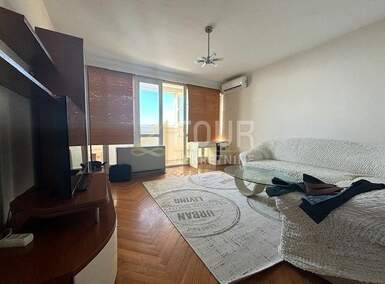 Trosoban stan, Rijeka, Krimeja, prodaja, 220000 €, 67 m2