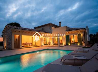 Kuca, Tinjan, prodaja, 789000 €, 151 m2