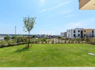 Trosoban stan, Novigrad, prodaja, 610613 €, 122 m2