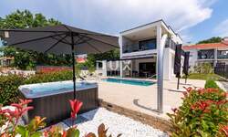 Kuca, Poreč, prodaja, 700000 €, 140 m2