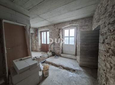 Kuca, Bale, prodaja, 302000 €, 148 m2