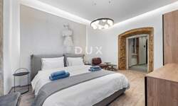 Trosoban stan, Zadar, Poluotok, prodaja, 390000 €, 77 m2