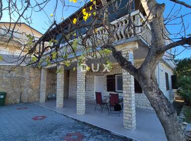 Cetvorosoban stan, Benkovac, Donji Karin, prodaja, 200000 €, 84 m2