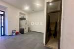Poslovni prostor, Rijeka, Belveder, prodaja, 83000 €, 22 m2
