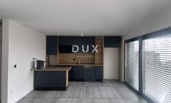 Cetvorosoban stan, Rijeka, Krimeja, prodaja, 490000 €, 108 m2