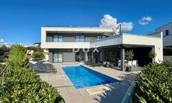 Kuca, Malinska-Dubašnica, Malinska, prodaja, 1200000 €, 180 m2