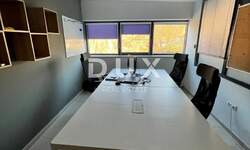 Poslovni prostor, Kastav, Žegoti, prodaja, 750000 €, 368 m2