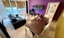 Trosoban stan, Rijeka, Belveder, najam, 800 €, 68 m2